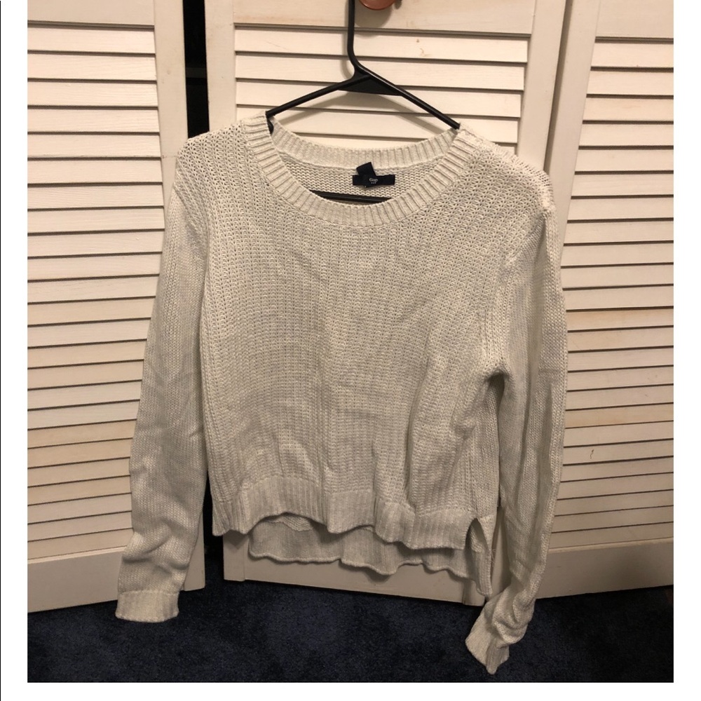 gap sweater